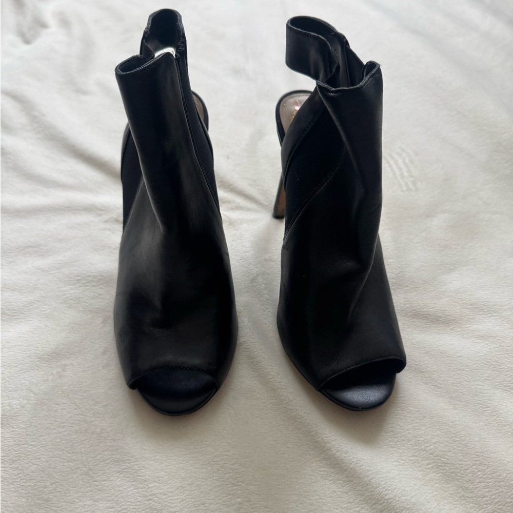 Vince Camuto heels - Picture 10 of 13